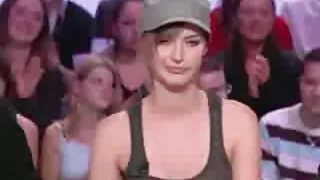 Adorável bebê TSUBAS ...