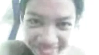 A sedutora gata asiá ...