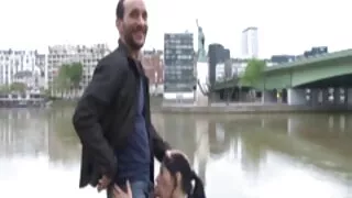 Vadia vadia chupa ví ...