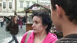 A puta mal-humorada  ...