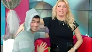 A puta indiana chnky ...